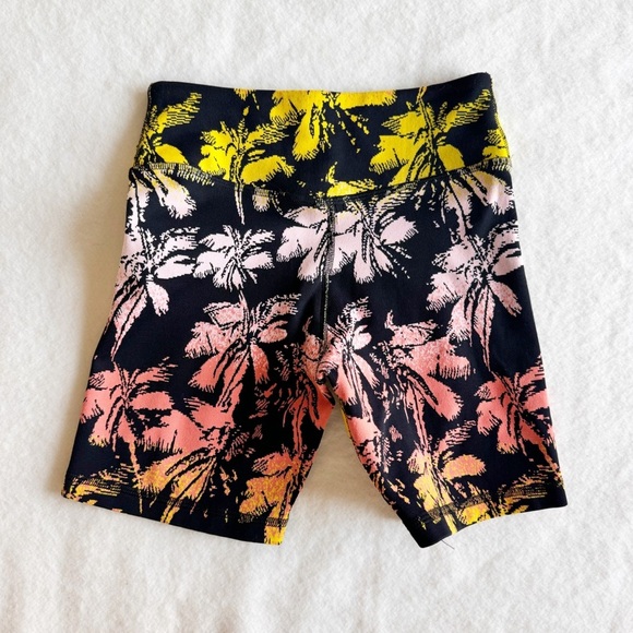 Solid & Striped biker shorts with all-over palm tree print size small - Picture 9 of 10